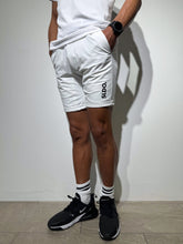 画像をギャラリービューアに読み込む, CODURA(R) NYLON 4WAY STRETCH ハーフパンツ FRONT BACK ZIP LOGO/WHITE