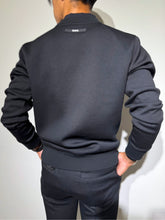 画像をギャラリービューアに読み込む, ライト ダブルニットプルオーバー 3D SHADOW LOGO/BLACK (UNISEX)