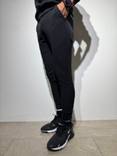 画像をギャラリービューアに読み込む, NEW STDダブルクロスストレッチリブパンツ/BLACK×WHITE LOGO(UNISEX)