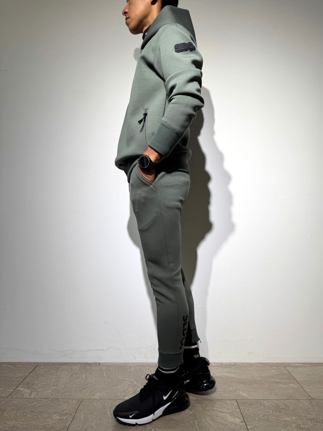 ライト ダブルニットフーディー SIDE 3D SHADOW LOGO/OLIVE