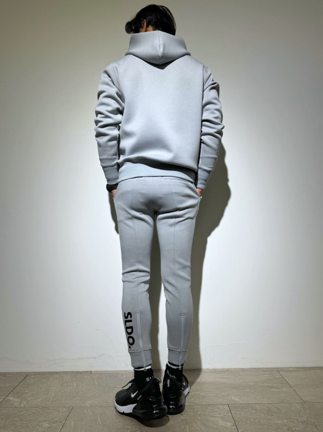 新品未開封完売品 SLDO ライトダブルニットフーディー ライト ダブルニットフーディー/BLACK (UNISEX) – SLDO.