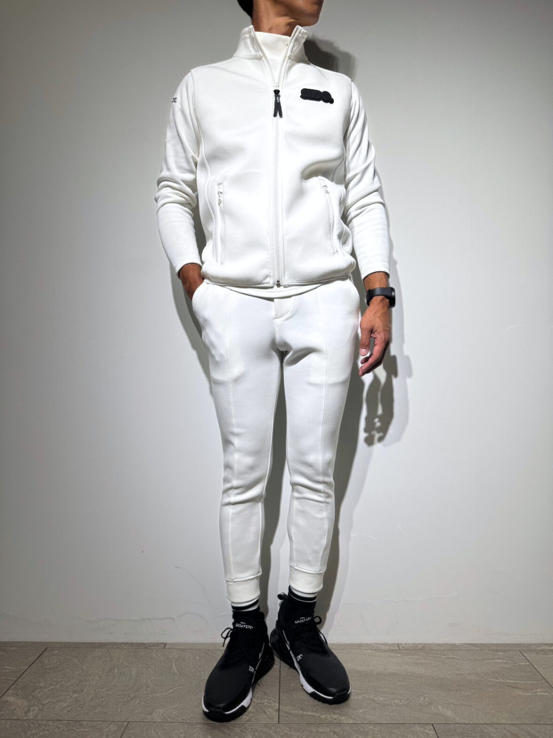 ライト ダブルニットベスト 3D SHADOW LOGO/WHITE (UNISEX) – SLDO.