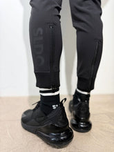 画像をギャラリービューアに読み込む, シェルタリングドライピケ 4WAY STRETCH リブパンツ/MATTE BLACK (UNISEX)
