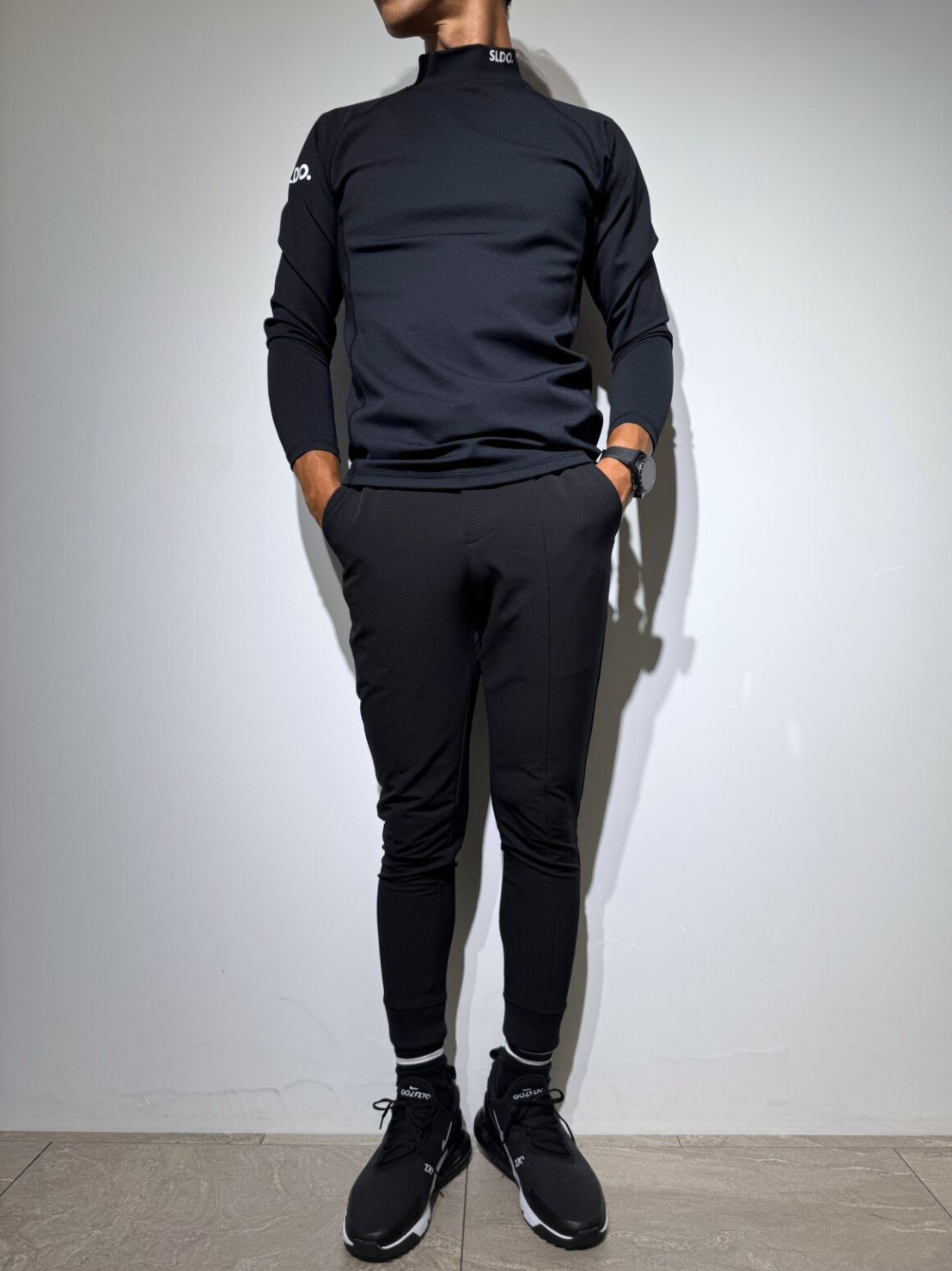 【美品】SLDO 長袖　ハイネック　ストレッチシャツ（XL） サイズ：XL SLDO. エスルド 2024年モデル ハイネック 長袖T