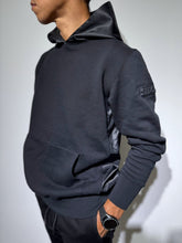 이미지를 갤러리 뷰어에 로드 , 【EXTRA SERIES】裏起毛 サテン切替フーディー/BLACK (UNISEX)
