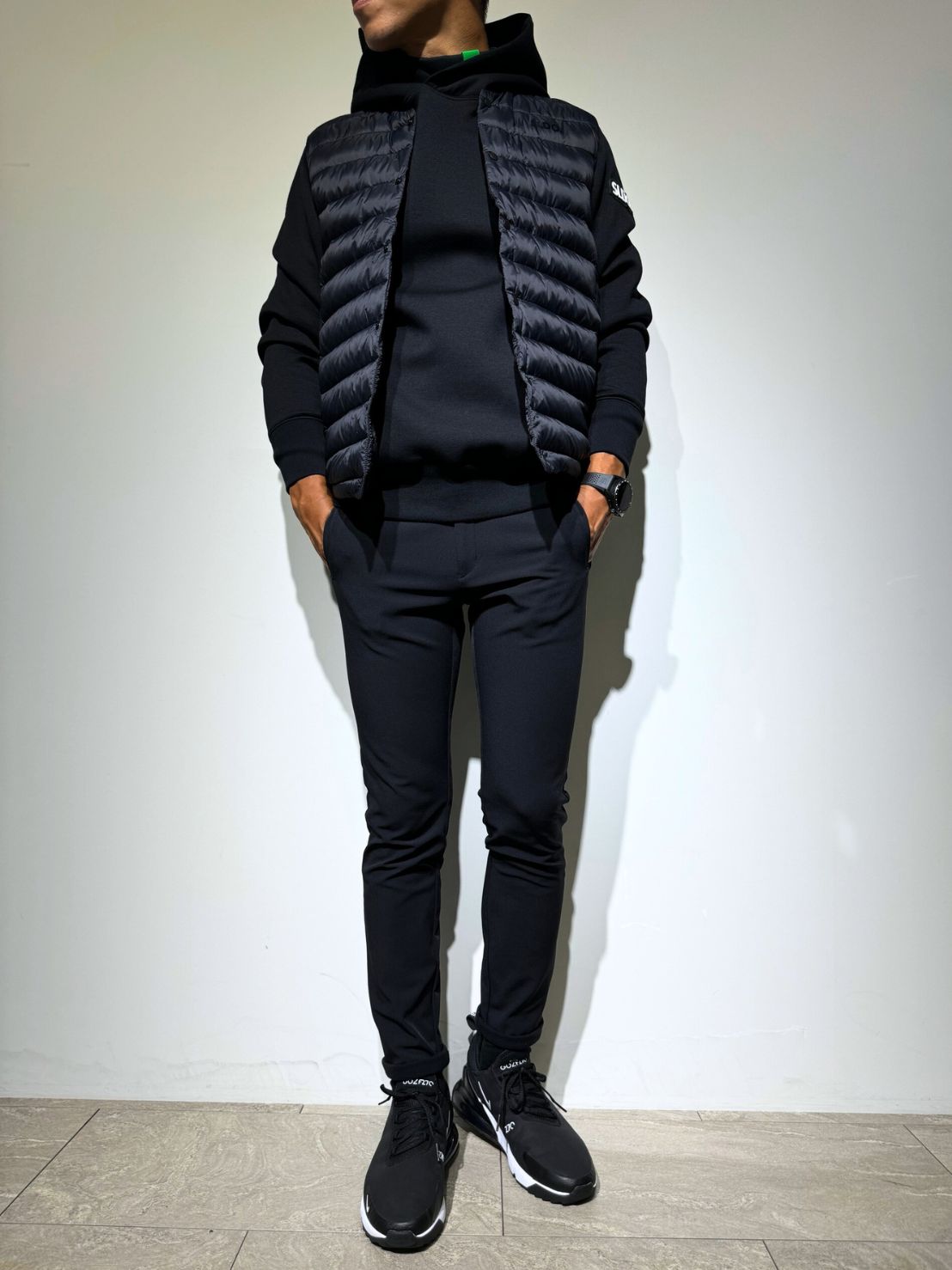 エスルドSLDO ストレッチライトダウンジャケット UNISEX M IMG_4499_705d3cc6-a83b-4e2d-