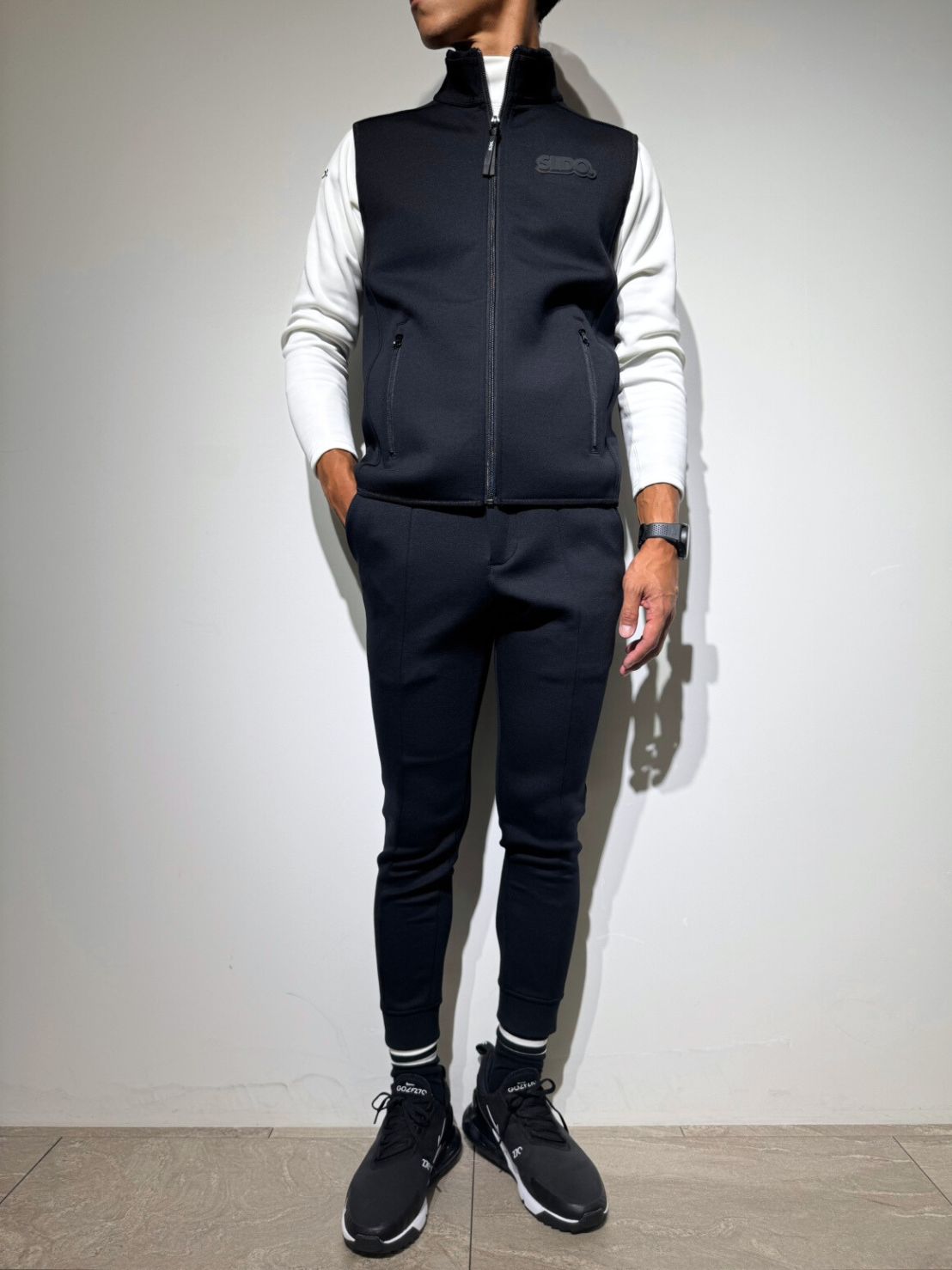 ライト ダブルニットベスト 3D SHADOW LOGO/BLACK (UNISEX) – SLDO.