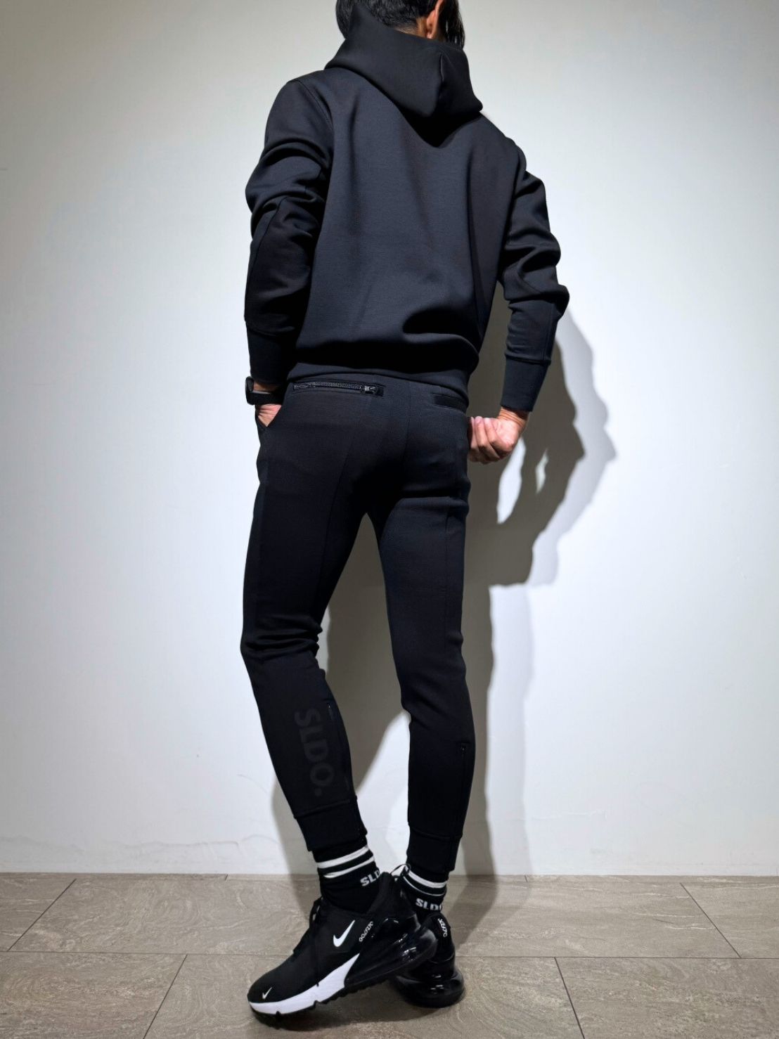 SLDO ライトダブルニットフーディーとリブパンツセット ライト ダブルニット リブパンツ/BLACK (UNISEX) – SLDO.