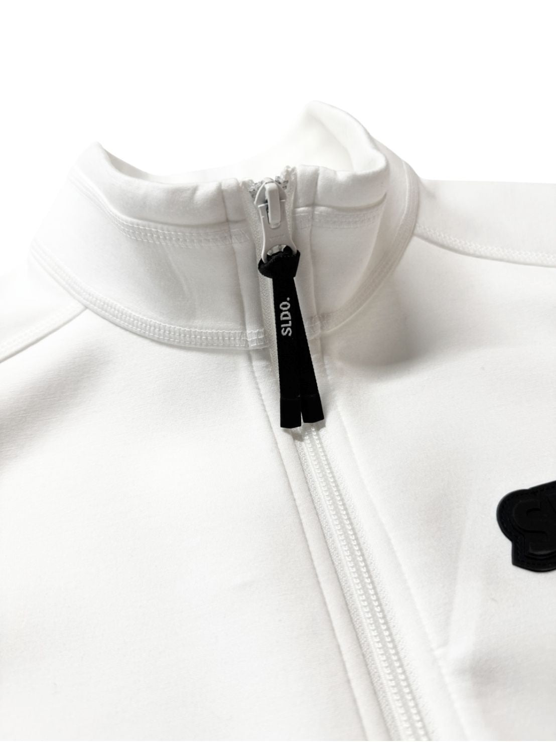 ライト ダブルニットベスト 3D SHADOW LOGO/WHITE (UNISEX) – SLDO.