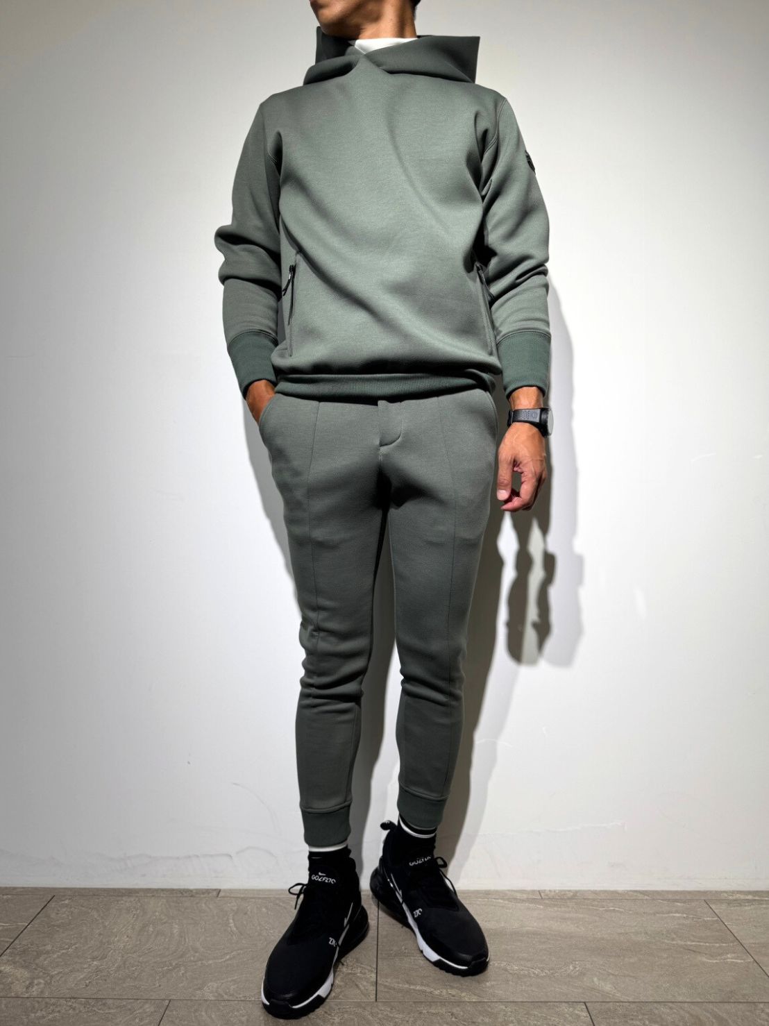 ライト ダブルニットフーディー SIDE 3D SHADOW LOGO/OLIVE