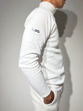 画像をギャラリービューアに読み込む, NEW STD裏起毛ストレッチハイネックロングスリーブTシャツ/WHITE (UNISEX)
