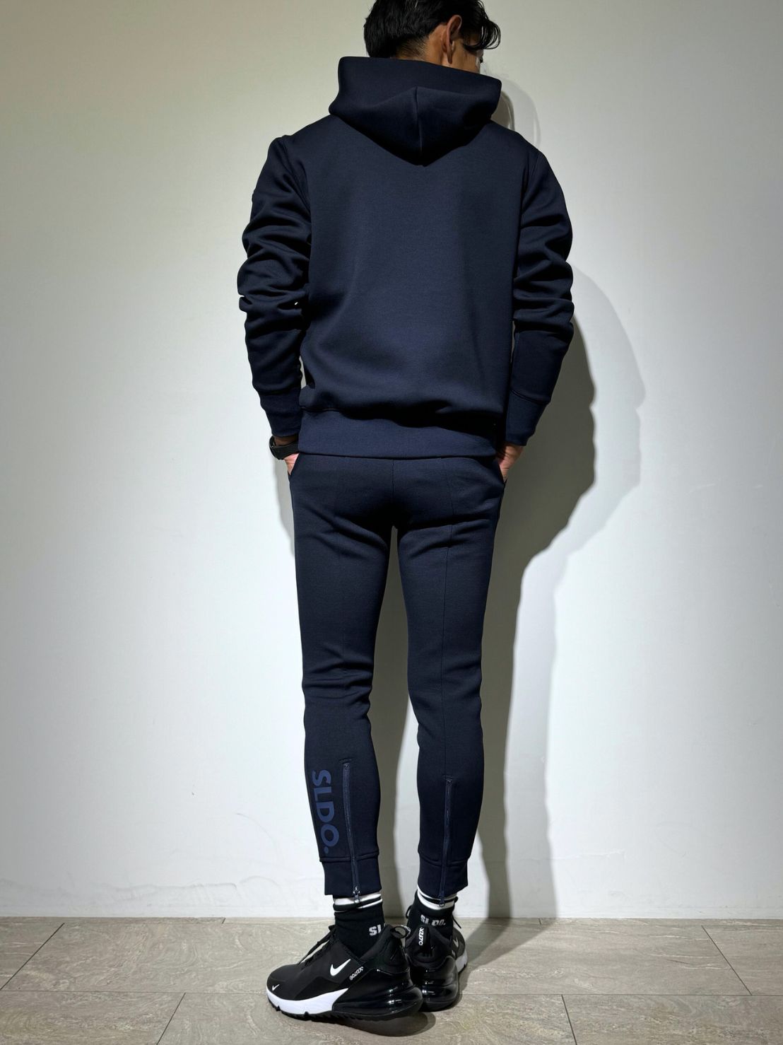 新品未開封完売品 SLDO ライトダブルニットフーディー ライト ダブルニットフーディー/BLACK (UNISEX) – SLDO.