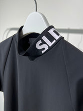 이미지를 갤러리 뷰어에 로드 , 半袖モックネック カットソー NECK LOGO BLACK
